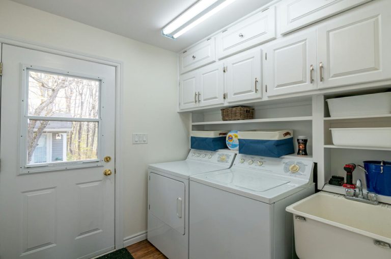 1033346