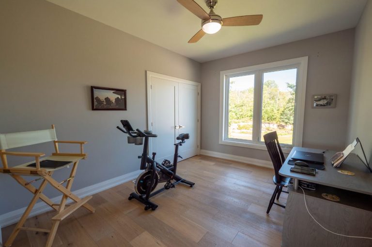 17-2nd-Floor-Main-Bedroom-Office