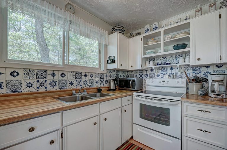 Cottage-3-15