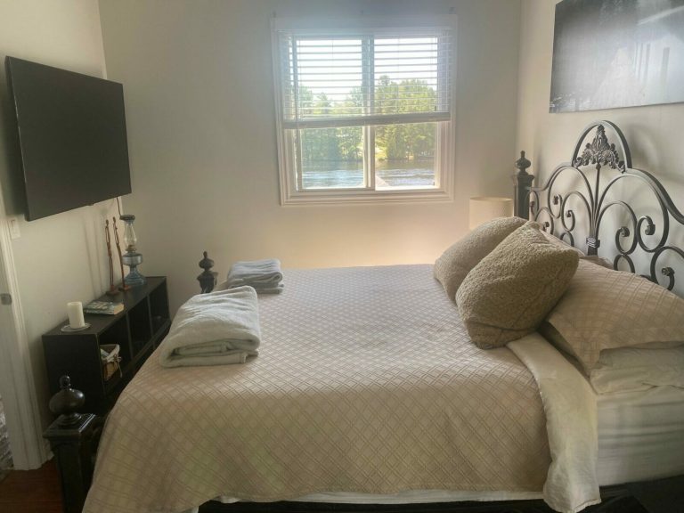 bedroom-same-2
