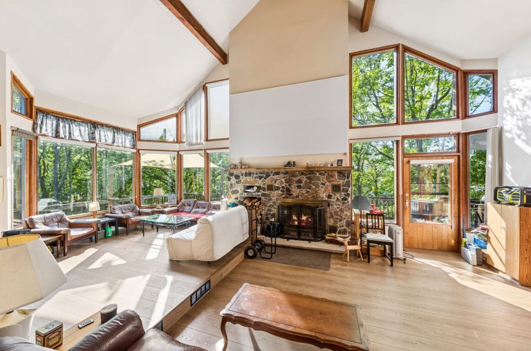15-web-or-mls-609 South Bay Road_Updated-15