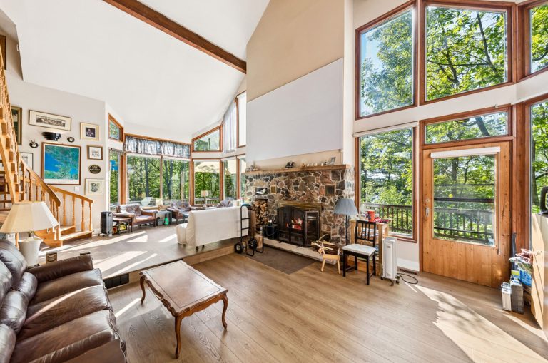 18-web-or-mls-609 South Bay Road_Updated-18