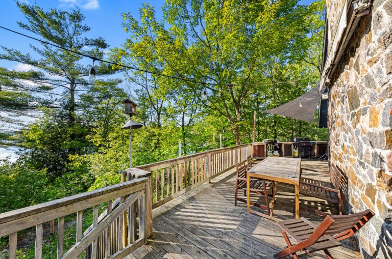 49-web-or-mls-609 South Bay Road_Updated-49