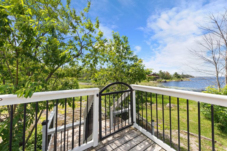 12-web-or-mls-151 Macey Bay Rd-11