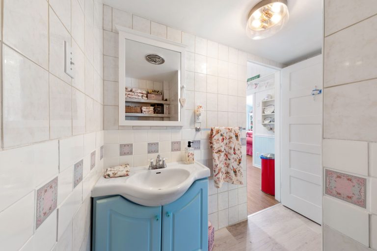 42-web-or-mls-151 Macey Bay Rd-41
